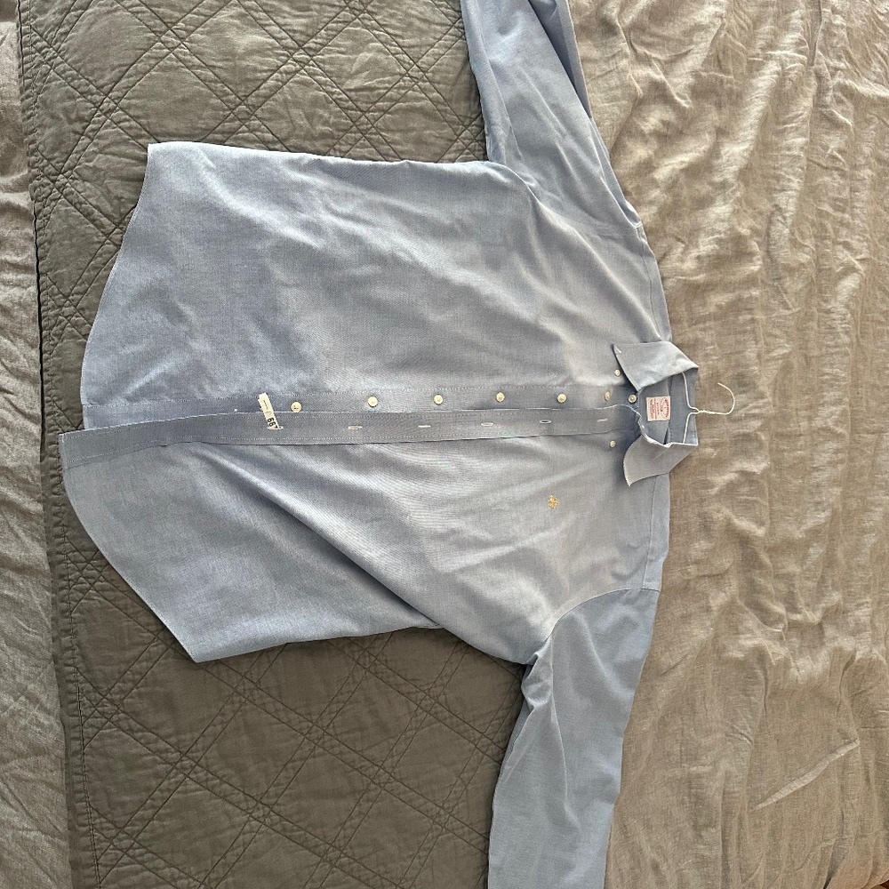 Brooks brothers L Madison blue button down